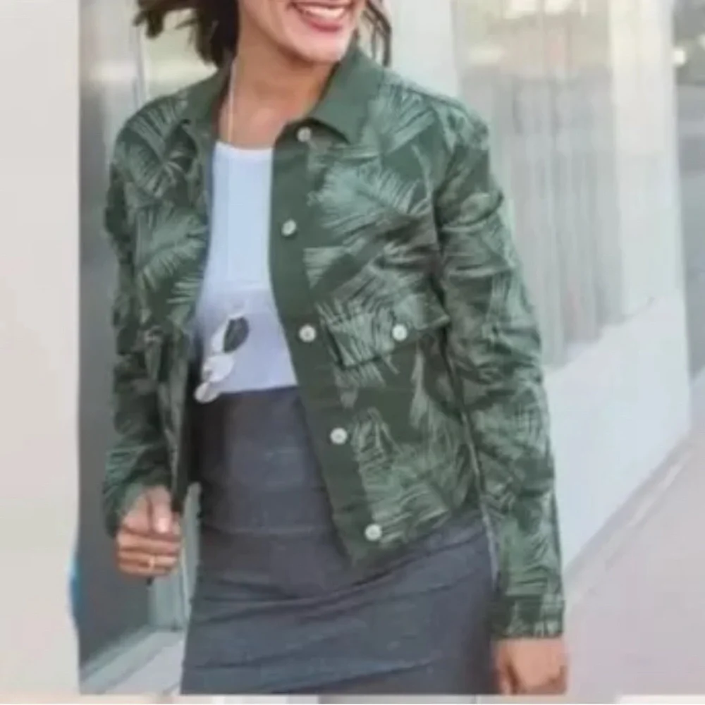 WOMEN'S SIZE M LULAROE GREEN‎ PALM LEAF PRINT  KENNY JACKET DENIM STRETCH